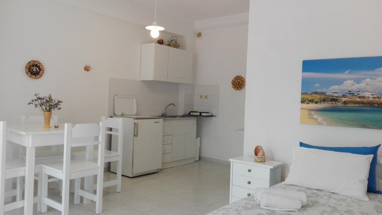 Remvi Studios Pounda Bagian luar foto